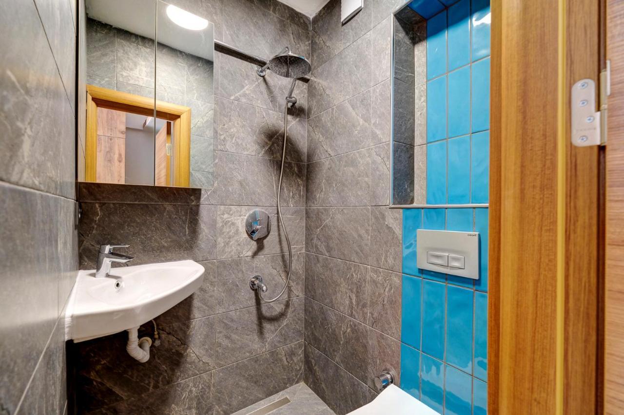 Konukevi 2023 Decoration, New Electonics, 50mbps Internet, Modern, Studio, 18m2, Location, 300 M To Bosphorus *